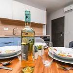 Apartment Neli Trogir