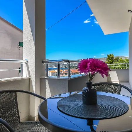 Neli Apartment Trogir