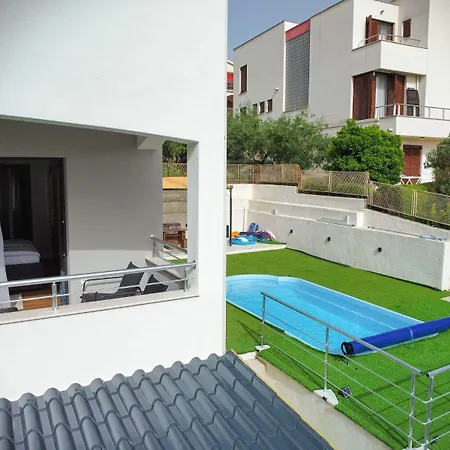 Apartment Neli Trogir