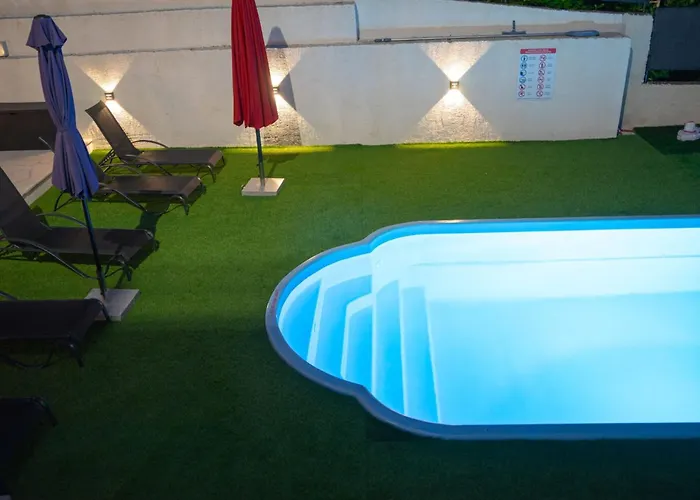 Neli Appartement *