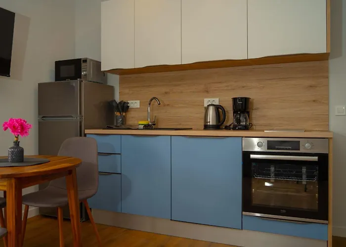 Neli Appartement *